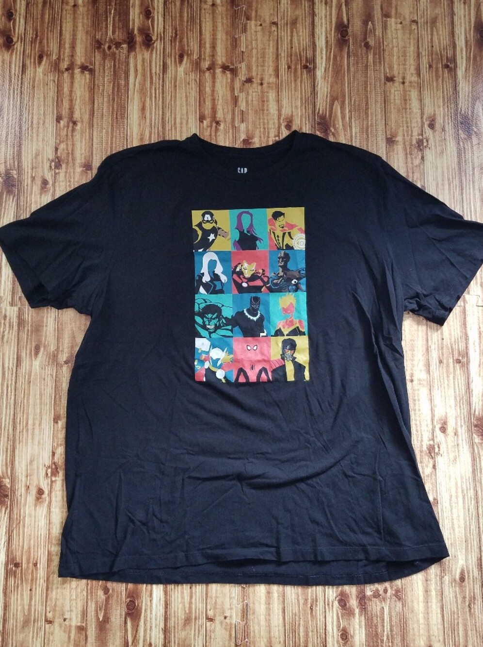 GAP Marvel Avengers Mens 2XL Black XXL Shirt Superhero Graphic Disney